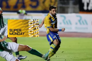 (SUPER MONDAΥ) Το... βραβείο στον Εφραίμ!
