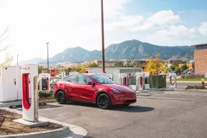 Tesla: Πάνω από 10.000 superchargers στην Ευρώπη