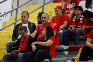 "Να προμηθευτείτε τα εισιτήρια σας διαδικτυακά"