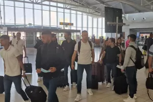 ΦΩΤΟΣ/Πέταξε για Ολλανδία ο Απόλλωνας - Μαζί του το kerkida.net
