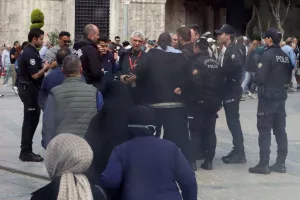 Ρωτούσαν διάφορα... περίεργα οι Τούρκοι!