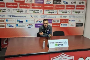 ΠΟΥΡΣΑ: "Εμένα δεν με χτύπησε ποτέ ο πατέρας μου, δεν δέχομαι να σηκώνει κανείς χέρι πάνω μου"