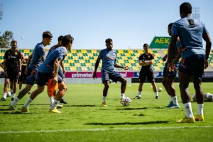 ΦΩΤΟΣ/Η προπόνηση της UTD... υπό τον "Κυπριακό" ήλιο