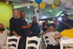 Γιόρτασε... στα μεξικάνικα ο κόουτς! (Φώτος/Βίντεο)