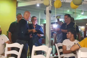 Γιόρτασε... στα μεξικάνικα ο κόουτς! (Φώτος/Βίντεο)