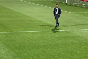 Ο καθιερωμένος... περίπατος από τον Όλτρα
