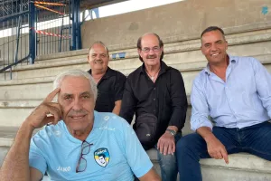 (Φωτορεπορτάζ) Οι φίλαθλοι στο "Στέλιος Κυριακίδης"