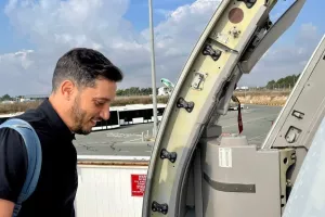 ΦΩΤΟΣ/Πέταξε για Ολλανδία ο Απόλλωνας - Μαζί του το kerkida.net