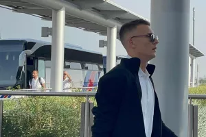 Άφιξη παικτών, 'μέσα' οι Ρομπέρζ, Φιλιώτης (φώτος)