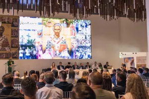 Περιβόλι Του Αγίου Λαζάρου: Η διάσκεψη τύπου στο Radisson Blu