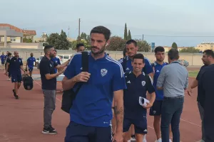 Άφιξη αποστολής ΑΝΟ με... κίνηση Λάρκου! (Φώτος Kerkida)