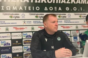 Λένον: " Η ομάδα ήταν φανταστική  - Δεν είμαι ευχαριστημένος από την απόδοση του διαιτητή"