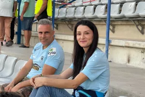 (Φωτορεπορτάζ) Οι φίλαθλοι στο "Στέλιος Κυριακίδης"