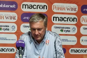"Χάσαμε όλες τις μονομαχίες και δεχθήκαμε 2 γκολ"