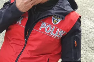 Πόλη - ΞΑΦΝΙΚΑ: Δεν αφήνουν τους δημοσιογράφους και τον κόσμο να μπει στην Αγιά Σοφιά! 