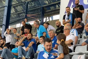 (Φωτορεπορτάζ) Οι φίλαθλοι στο "Στέλιος Κυριακίδης"
