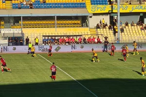 ΑΕΛ- Ερμής: Πρόκριση με Σις (φώτος)