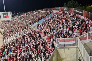 (Φωτορεπορτάζ) Οι φίλαθλοι της Μάντσεστερ στο ΓΣΠ