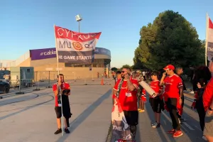 Μαζεύονται... οι Ομονοιάτες, παρουσία και "Κόκκινων Διαβόλων" (φώτος Kerkida)