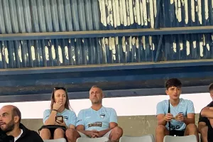 (Φωτορεπορτάζ) Οι φίλαθλοι στο "Στέλιος Κυριακίδης"