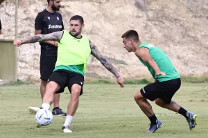 Ομόνοια... μετά την Man Utd (Φώτος)