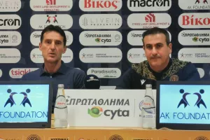 Γιανέφσκι: "Για μένα δεν ήταν πέναλτι, μας έδωσε έξτρα ενέργεια ο Μπέκερ!"