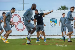 ΦΩΤΟΣ και μήνυμα πριν την Ομόνοια: "Γίνετε η φωνή μας"