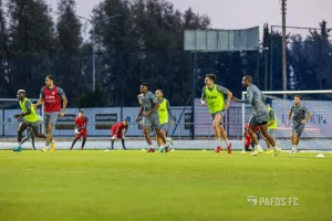 ΦΩΤΟΣ και μήνυμα πριν την Ομόνοια: "Γίνετε η φωνή μας"