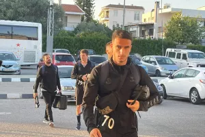 Φώτος... από την άφιξη