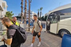 Η άφιξη της Πάφος FC στο "Αμμόχωστος-Επιστροφή" (φώτος)