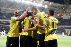 Άνετα και με ροτέισιον στους "16" η ΑΕΚ!