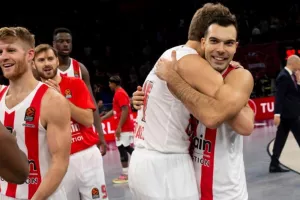 Το… τρένο του Ολυμπιακού πήρε και το «θρίλερ» με την Μπασκόνια!