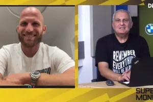 Ο τέλειος... παλαίμαχος!