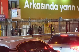 ΦΩΤΟΣ kerkida/Παντού αστυνομία περιμετρικά του «Şükrü Saracoğlu»