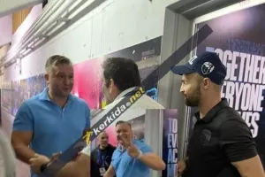 (ΒΙΝΤΕΟ Kerkida) Τρελαμένος... Λομάκιν στ΄ αποδυτήρια!