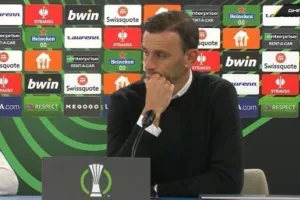 Προβληματισμένος/Καταλά