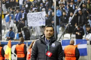 Με φόντο τους... φυγάδες