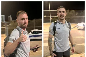 Χαιρέτησαν, χαμογέλασαν και... έφυγαν 