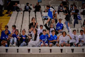 Παιδιά απ' το "Welcome Through Football" στο ΓΣΠ! (Φώτος)