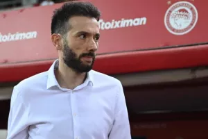 Έτοιμος για νέα ομάδα στην Αγγλία ο Κάρλος Κορμπεράν!