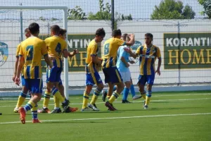 Κ17 (Φωτορεπορτάζ) Πάφος FC - AΠΟΕΛ