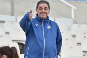 ΑΠΟΕΛ - Καρμιώτισσα: Στραβοπάτημα υπό το βλέμμα Μιλόγεβιτς (φώτος)