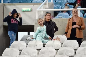 ΑΠΟΕΛ - Καρμιώτισσα: Στραβοπάτημα υπό το βλέμμα Μιλόγεβιτς (φώτος)