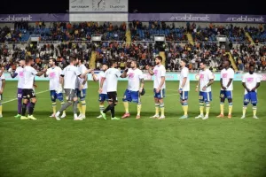 ΑΠΟΕΛ - ΑΕΚ: Ο Δώνης του χάρισε την μεγάλη νίκη που έψαχνε! (φώτος)
