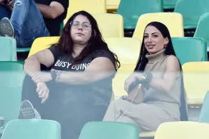 (Φωτορεπορτάζ) Οι ΑΕΚτζήδες στην ΑΡΕΝΑ