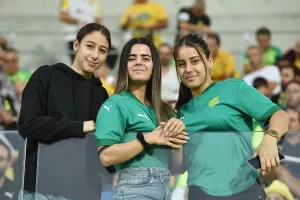 (Φωτορεπορτάζ) Οι ΑΕΚτζήδες στην ΑΡΕΝΑ