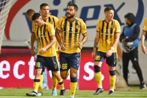 Καρμιώτισσα - ΑΕΛ: Αγχώθηκαν αλλά... πέρασαν οι Λέοντες από την Λάρνακα! (φώτος)