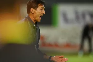 Καρμιώτισσα - ΑΕΛ: Αγχώθηκαν αλλά... πέρασαν οι Λέοντες από την Λάρνακα! (φώτος)