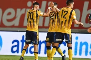 Καρμιώτισσα - ΑΕΛ: Αγχώθηκαν αλλά... πέρασαν οι Λέοντες από την Λάρνακα! (φώτος)