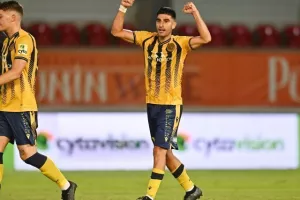 Καρμιώτισσα - ΑΕΛ: Αγχώθηκαν αλλά... πέρασαν οι Λέοντες από την Λάρνακα! (φώτος)